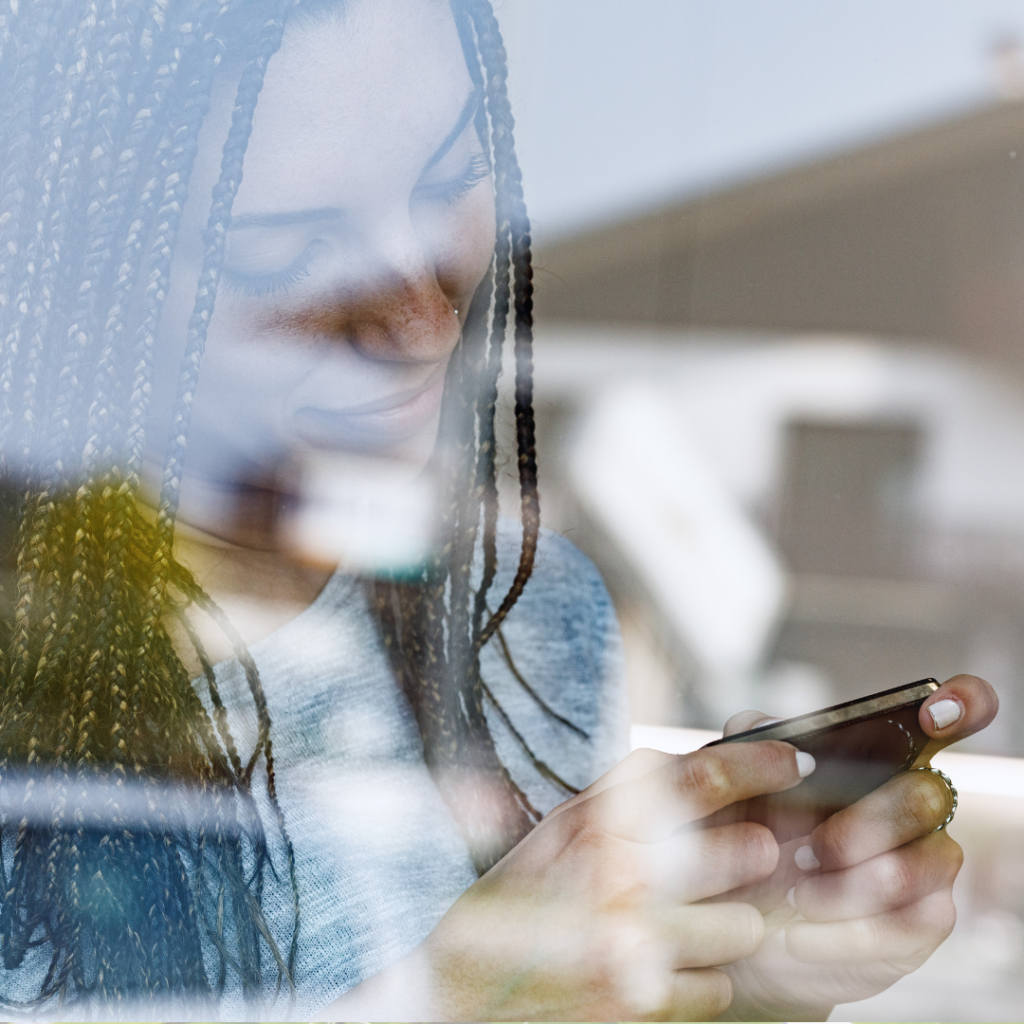 Woman using a mobilephone